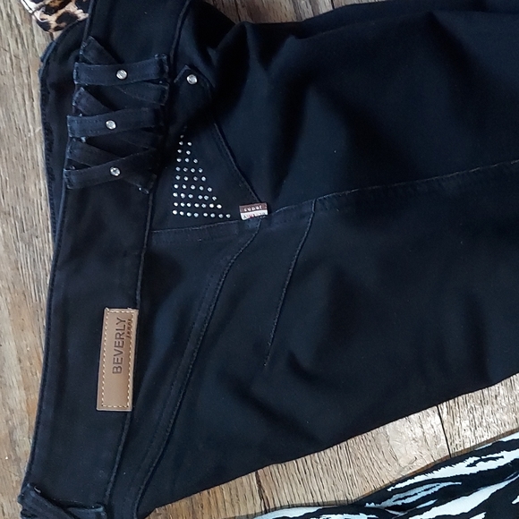 Pants - Picture 3 of 13